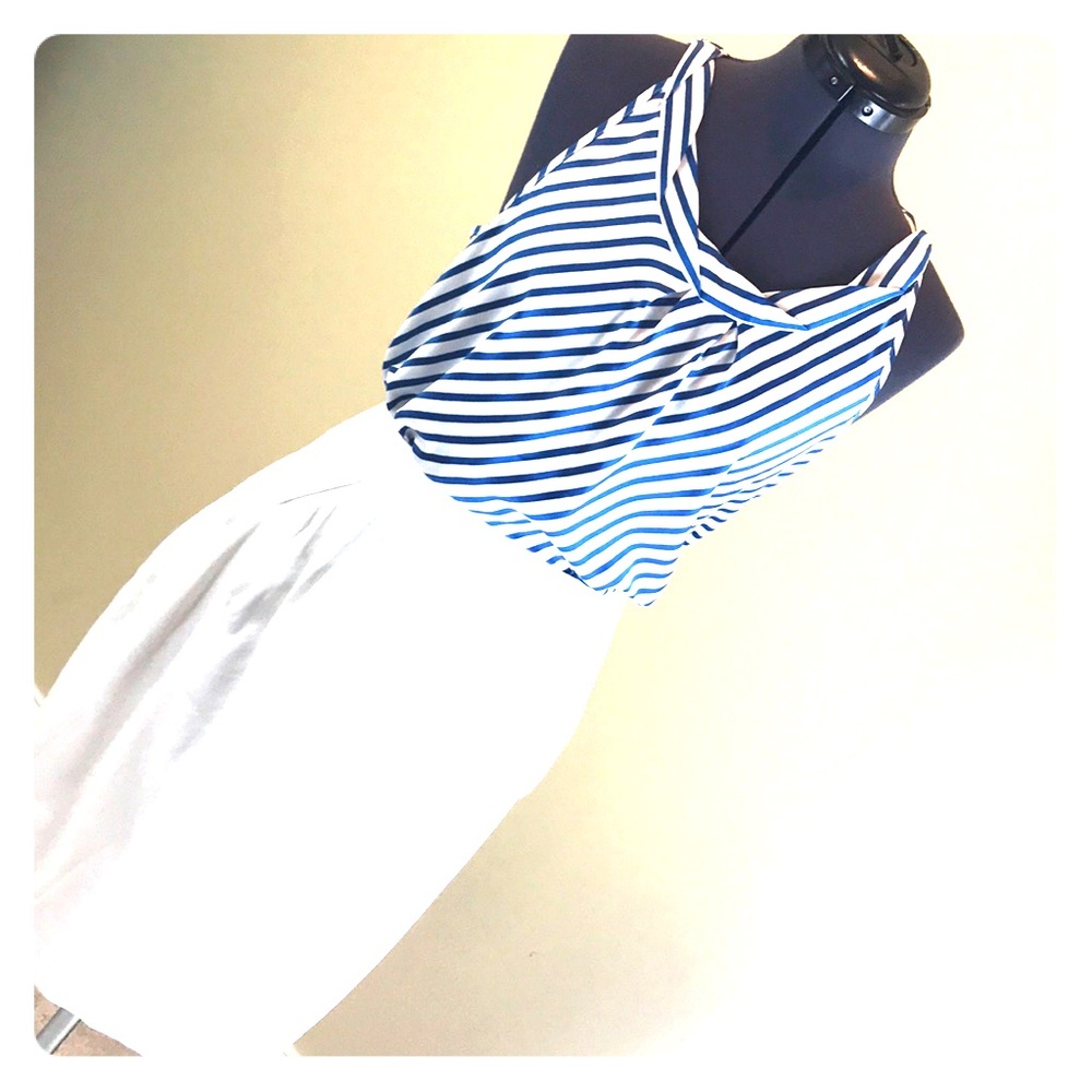 The Limited Women’s Blue/White Stripes Shirt. Sz L